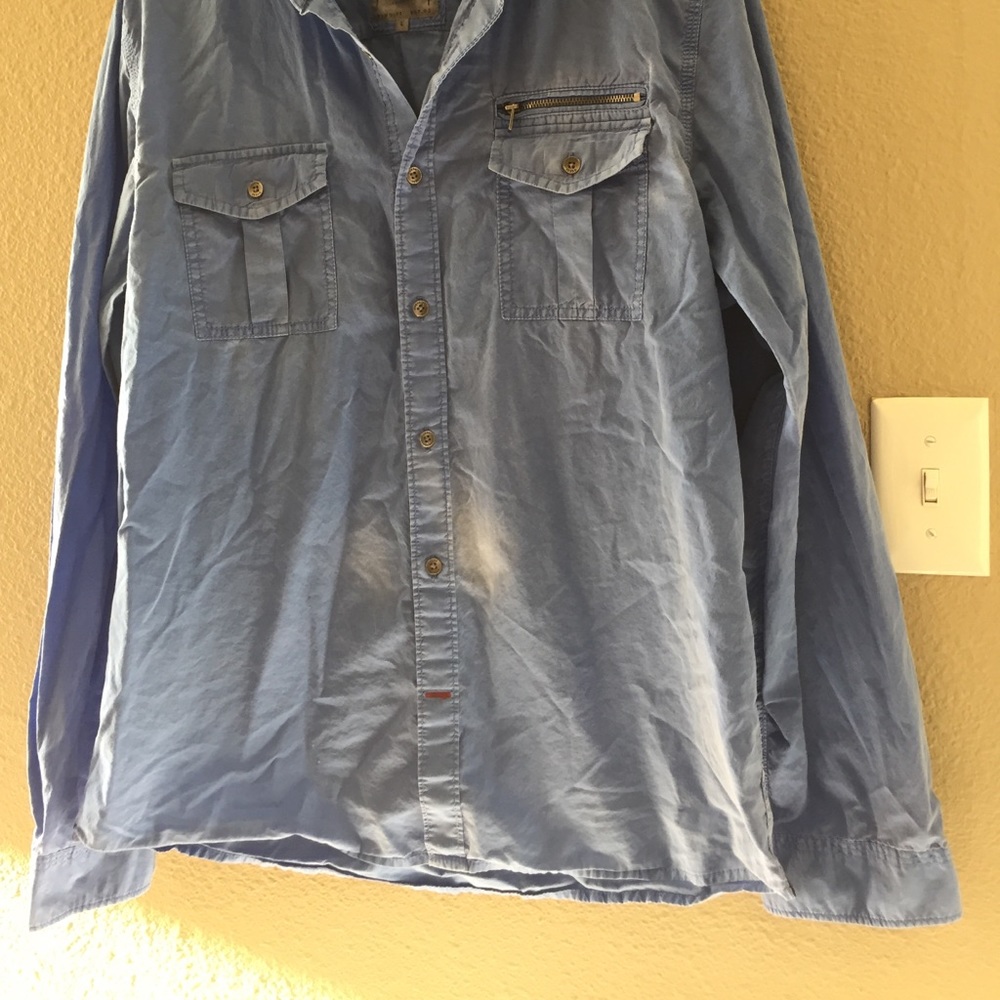 Men’s GUESS Shirt - Picture 6 of 6